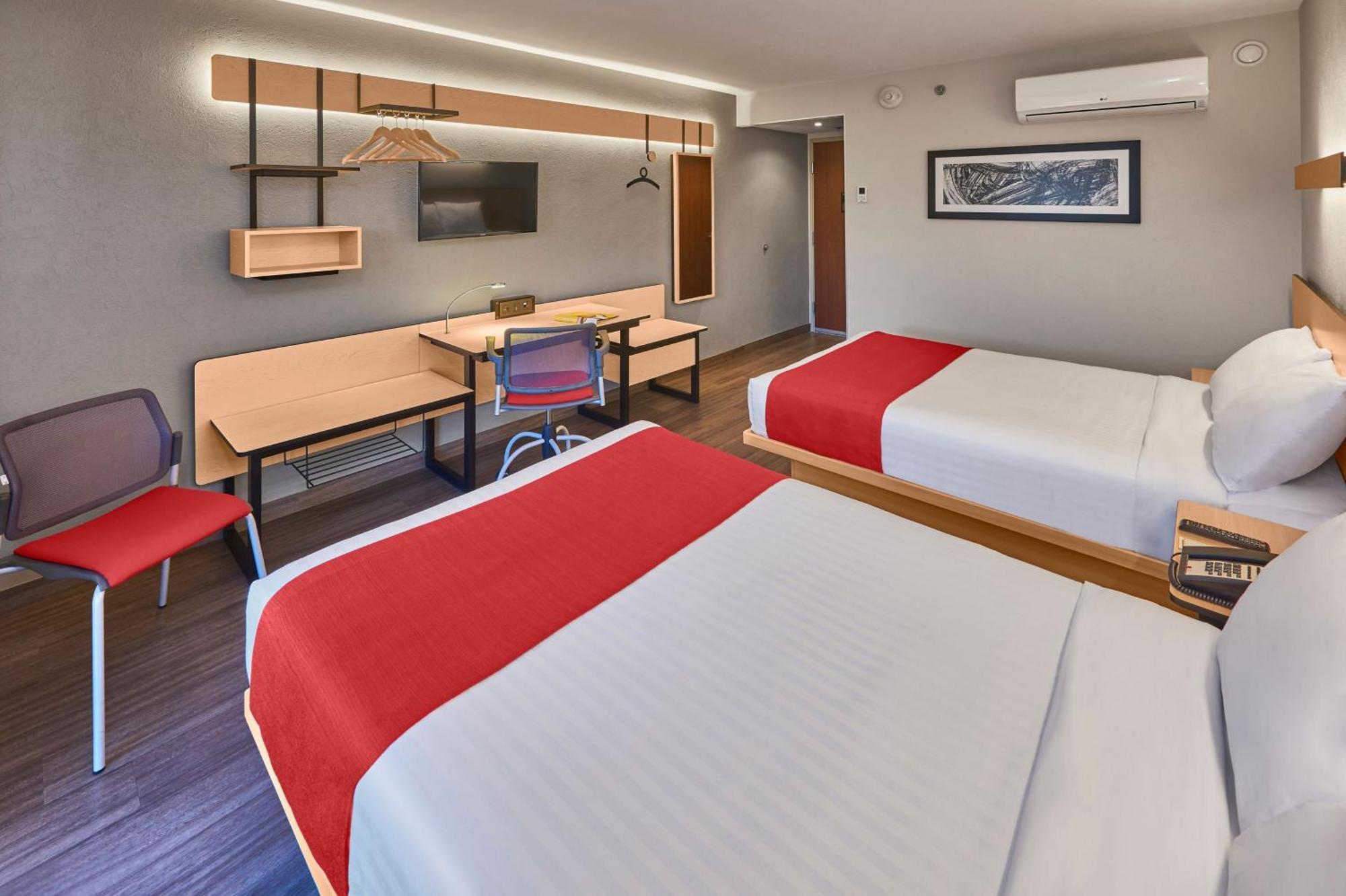 Express By Marriott Hotel 4*